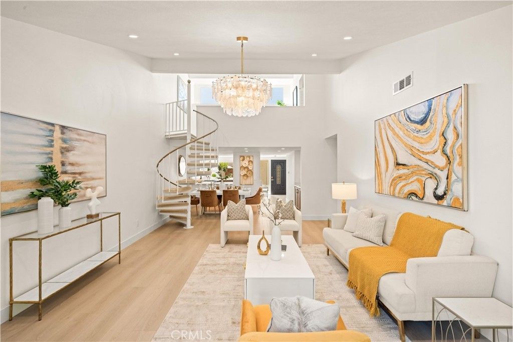 15 Eucalyptus, Irvine