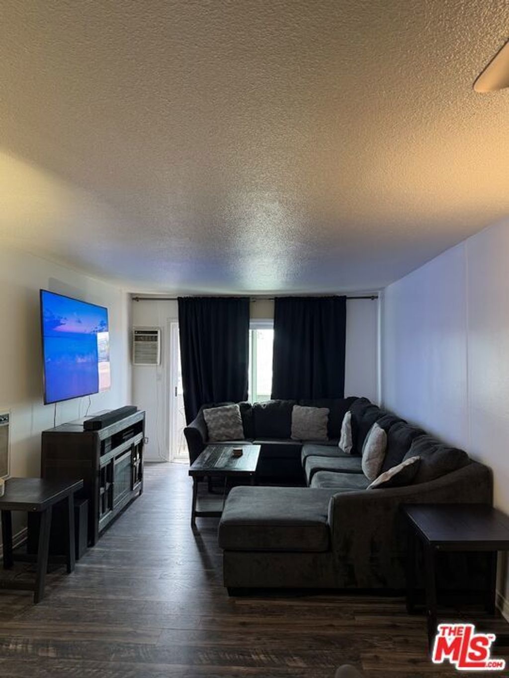 5585 E Pacific Coast Highway, Long Beach