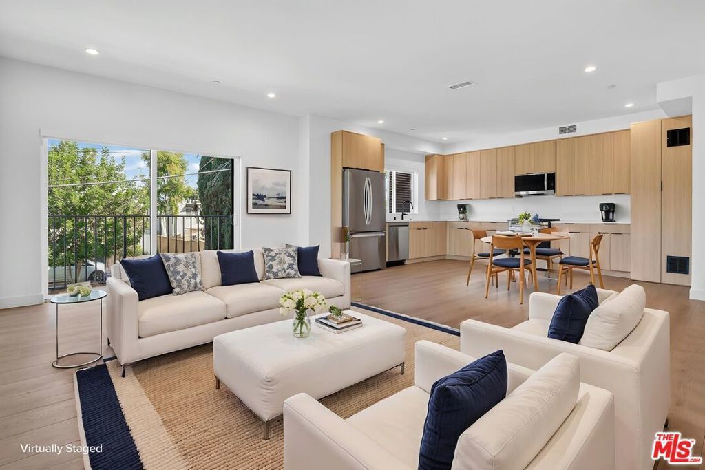 11302 Collins Street # #1, Los Angeles
