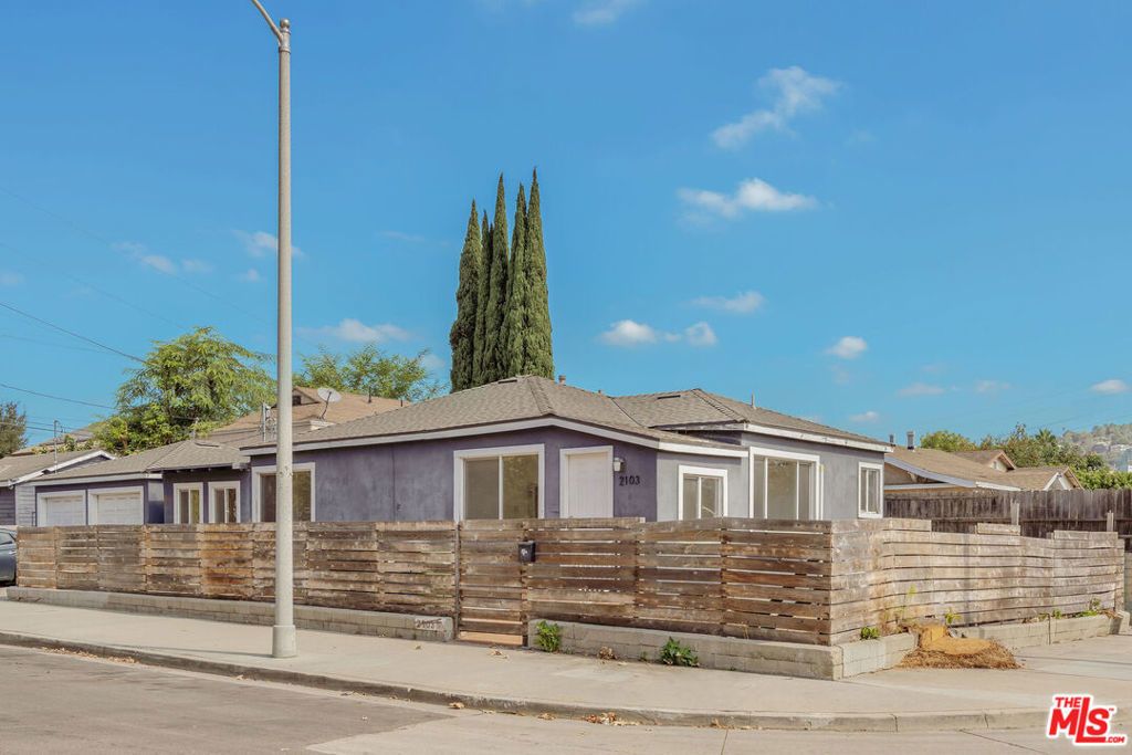 2103 Barclay Street, Los Angeles