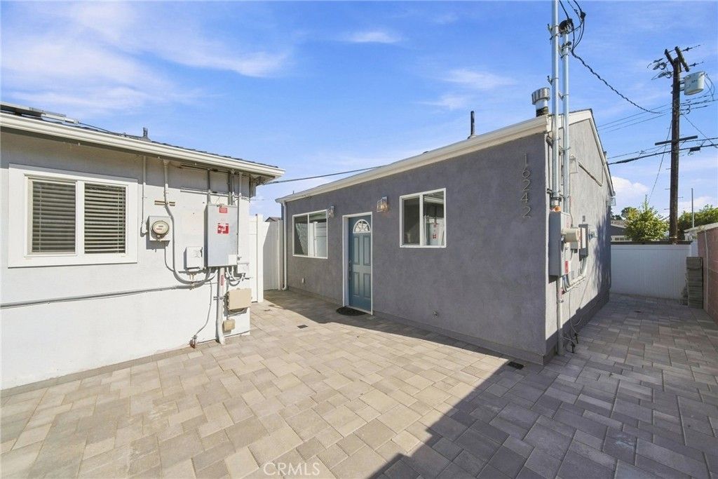 16242 Londelius, North Hills