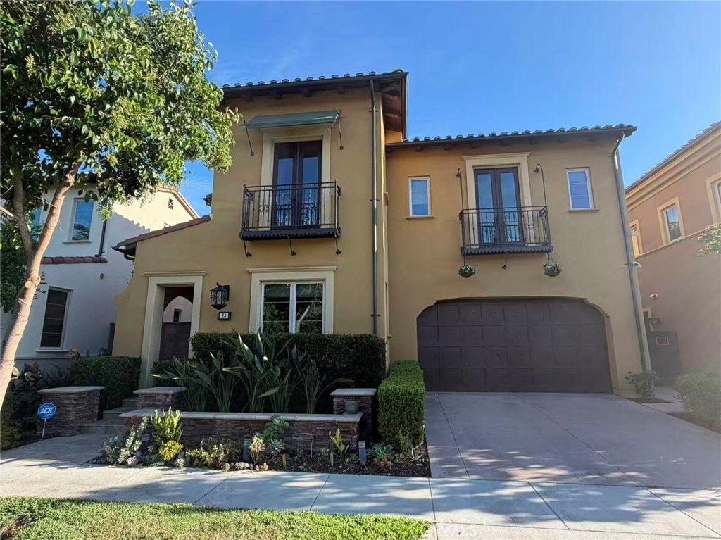 20 Hawkeye, Irvine