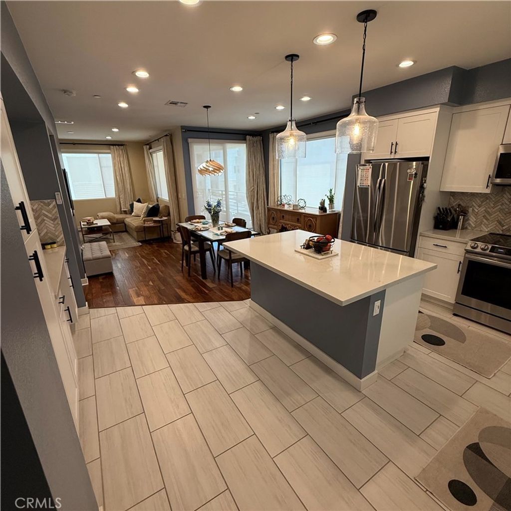 2107 Copper Walk, Gardena