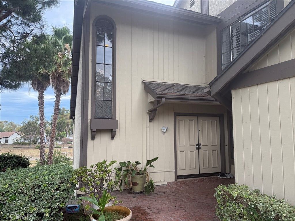 2310 Applewood, Fullerton