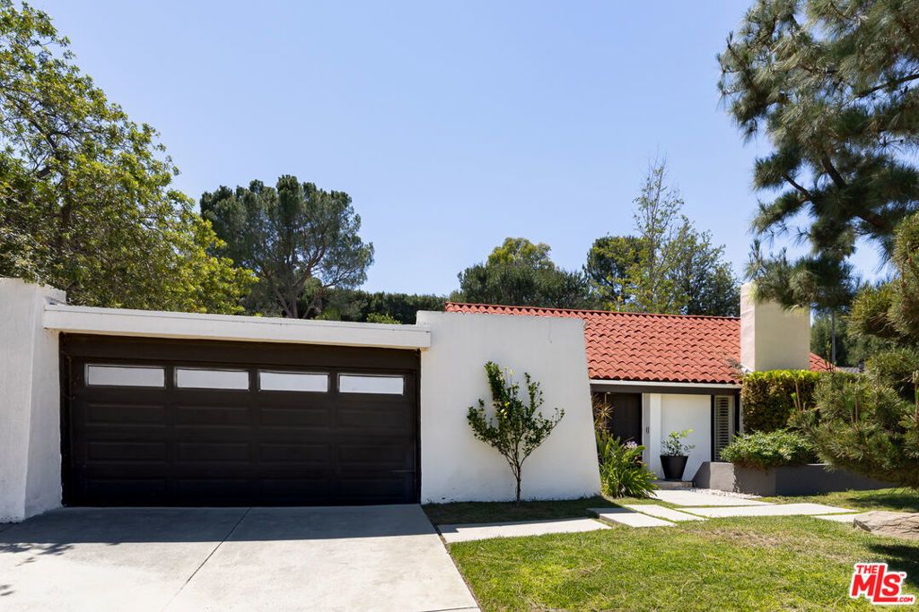 4101 Tarrybrae Terrace, Tarzana