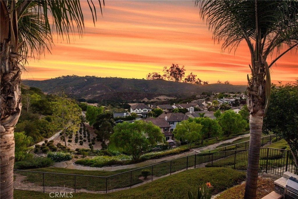 33 Glittering Sky, Aliso Viejo