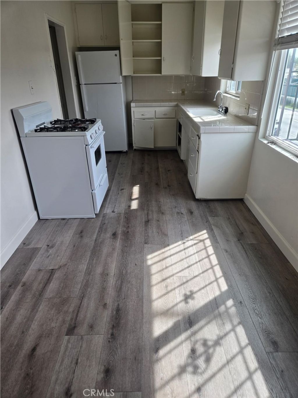 5908 1/2 Crenshaw, Los Angeles
