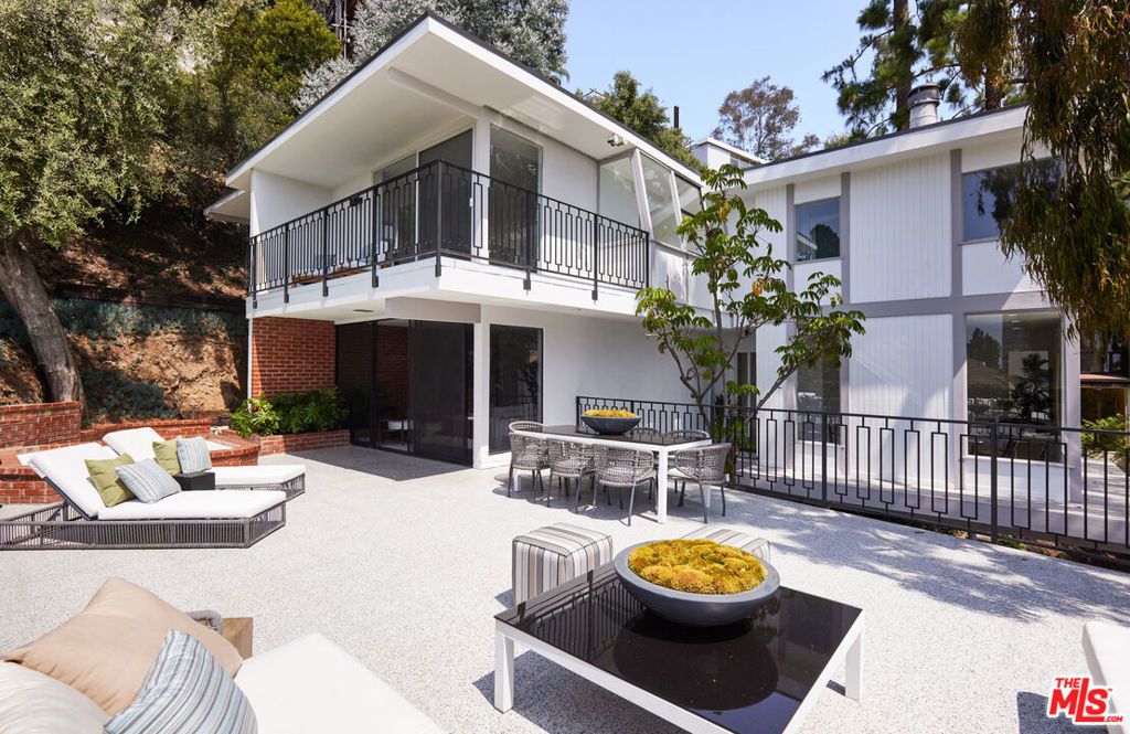 1341 Sierra Alta Way, Los Angeles