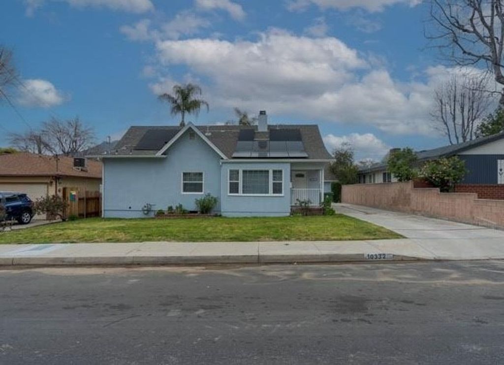10332 Floralita, Sunland