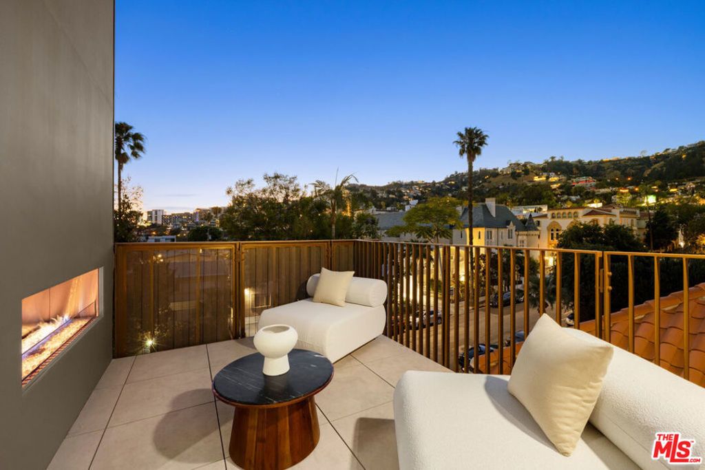 1264 N Harper Avenue # Ph 1, West Hollywood