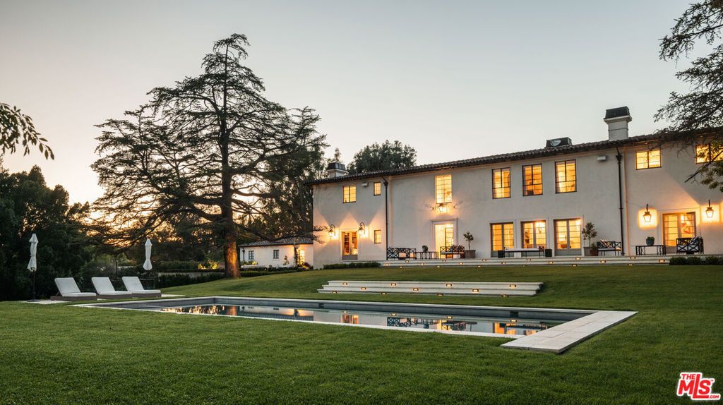 115 N Carolwood Drive, Los Angeles