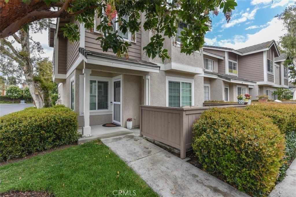 41 Christamon S # 4, Irvine