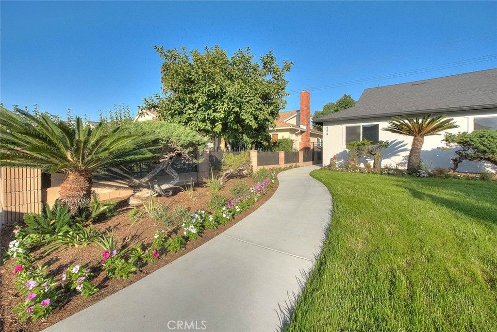 754 Rio Del Sol Avenue, Montebello