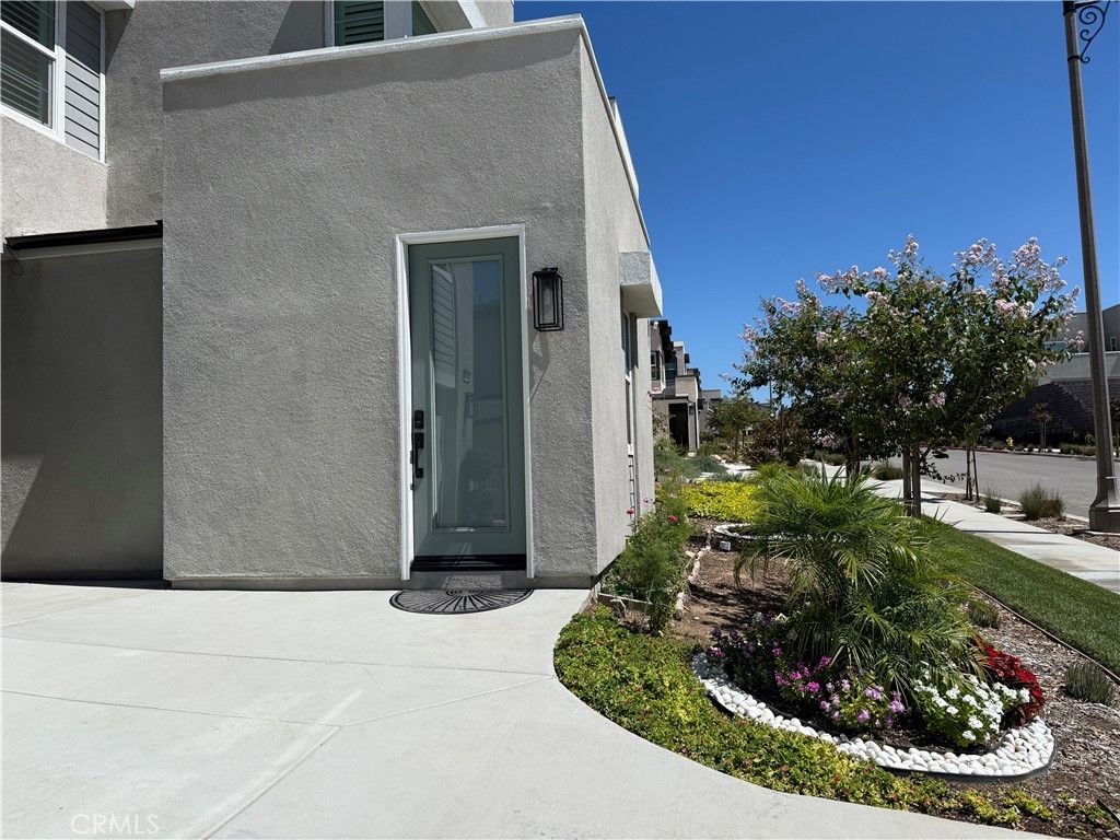 15642 Caterpillar, Fontana