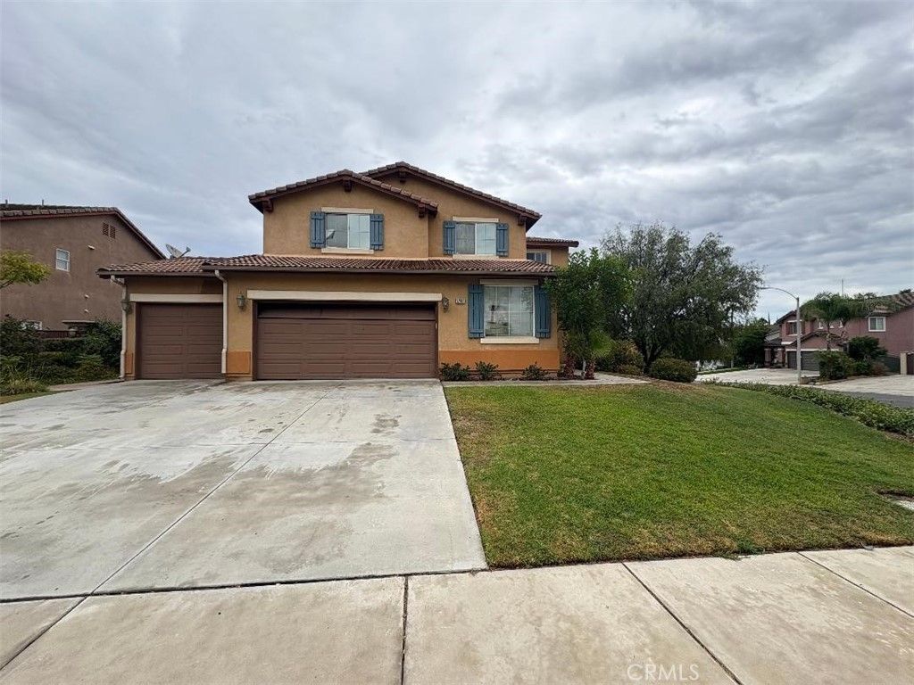 17416 Hawkwood, Riverside