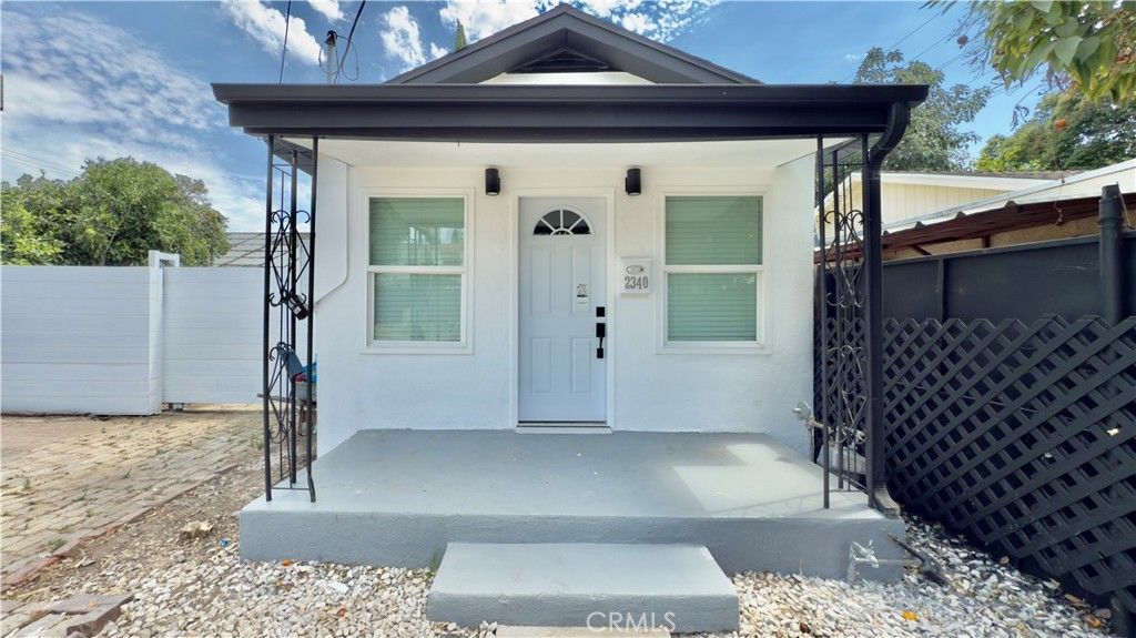 2340 N Thomas St, Los Angeles