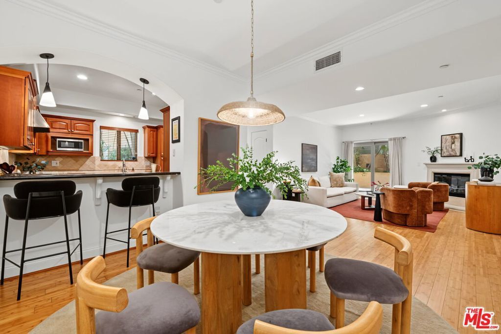 1511 Camden Avenue # 103, Los Angeles