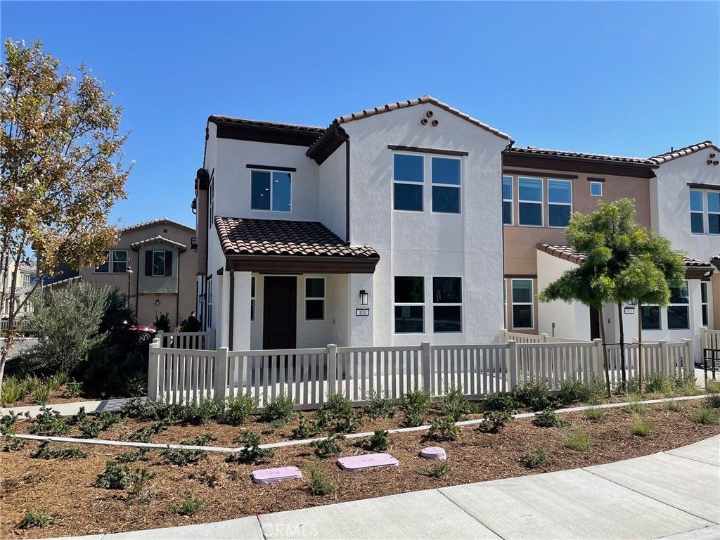 3962 Lavine Way # 101, Corona