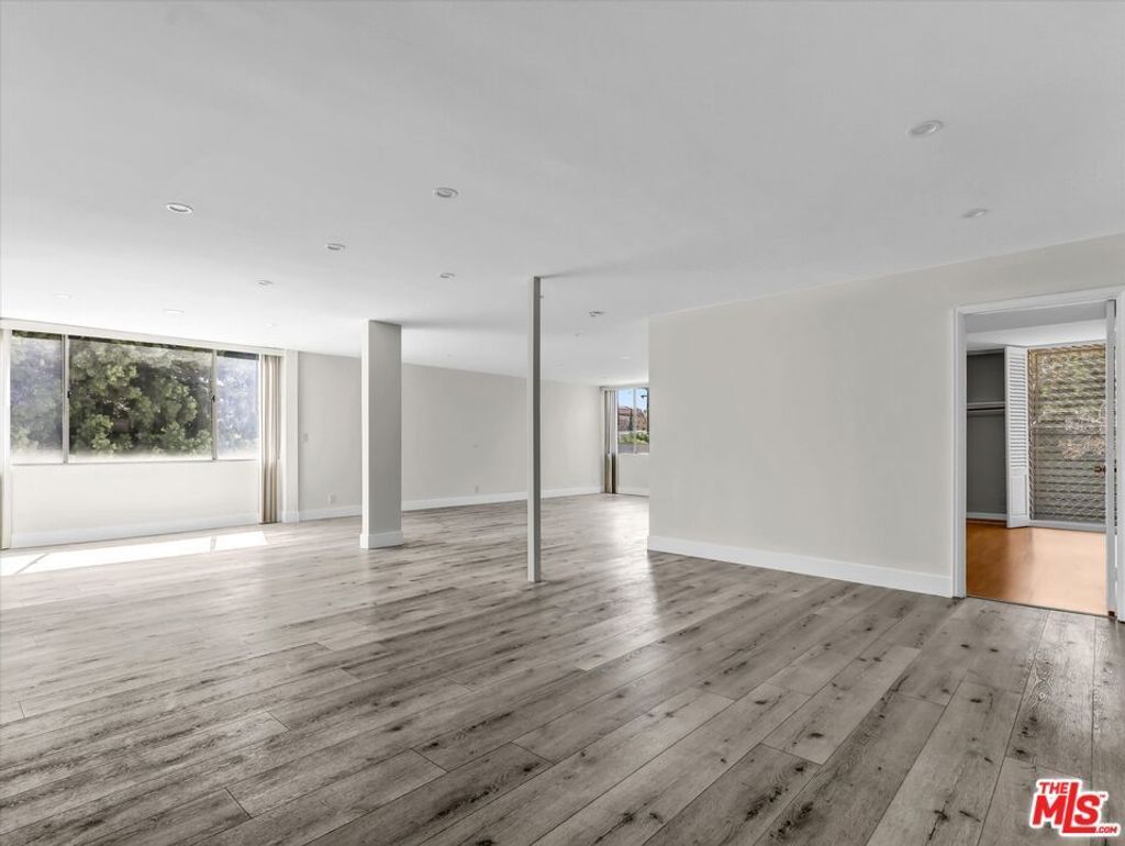 9221 Charleville Boulevard # C, Beverly Hills