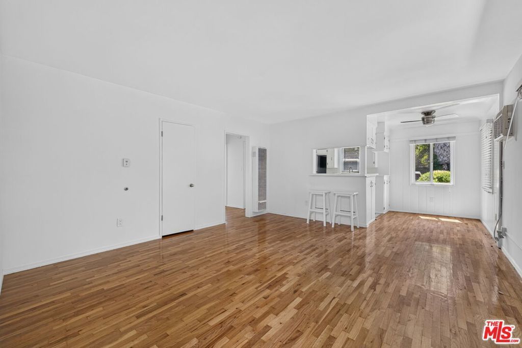 13553 Moorpark Street # 1, Los Angeles