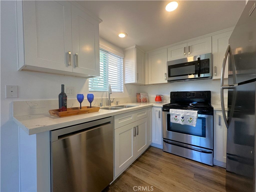 119 S Lucia Avenue # 4, Redondo Beach