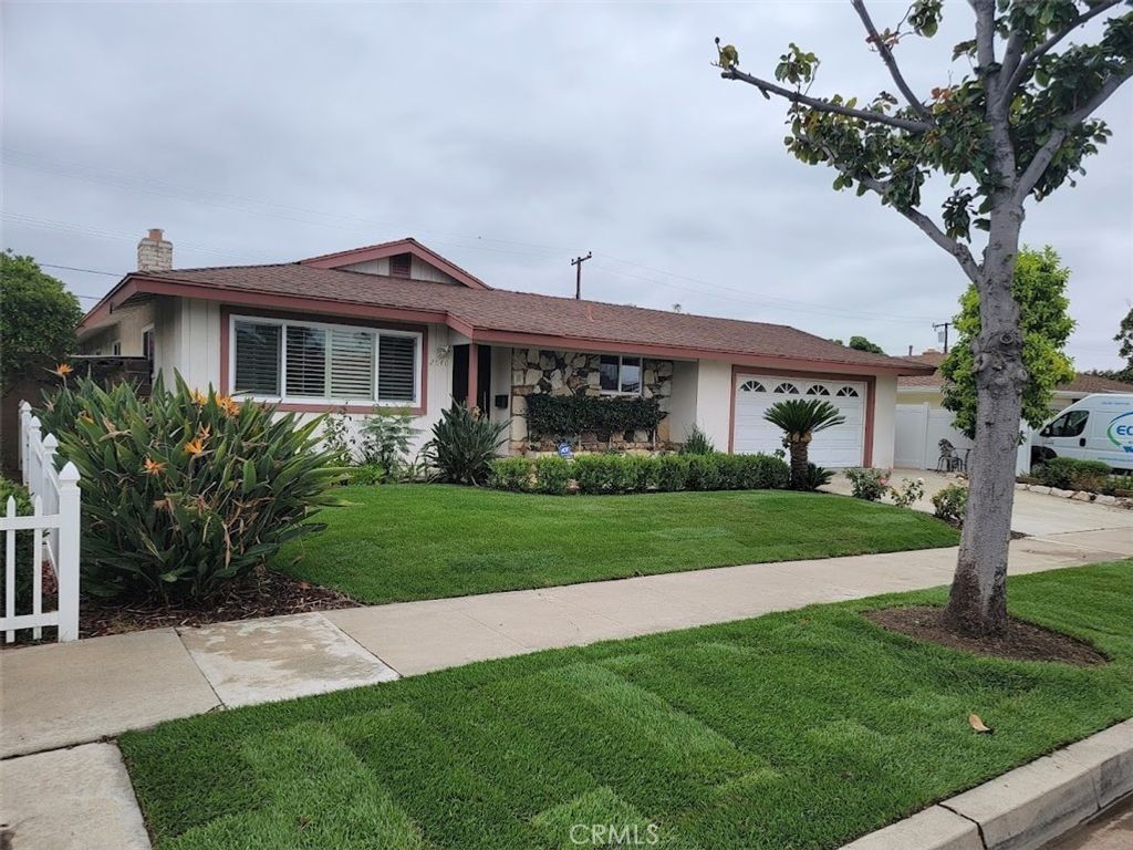 2640 E Coolidge, Orange