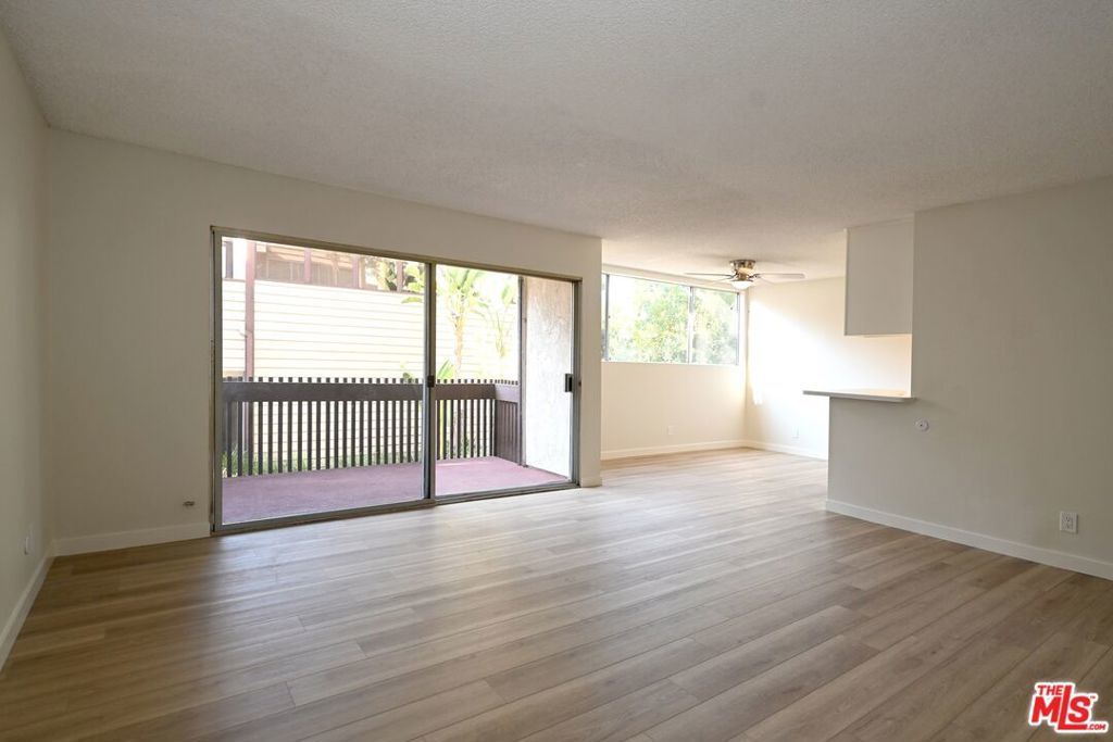 6000 Canterbury Drive # M122, Culver City