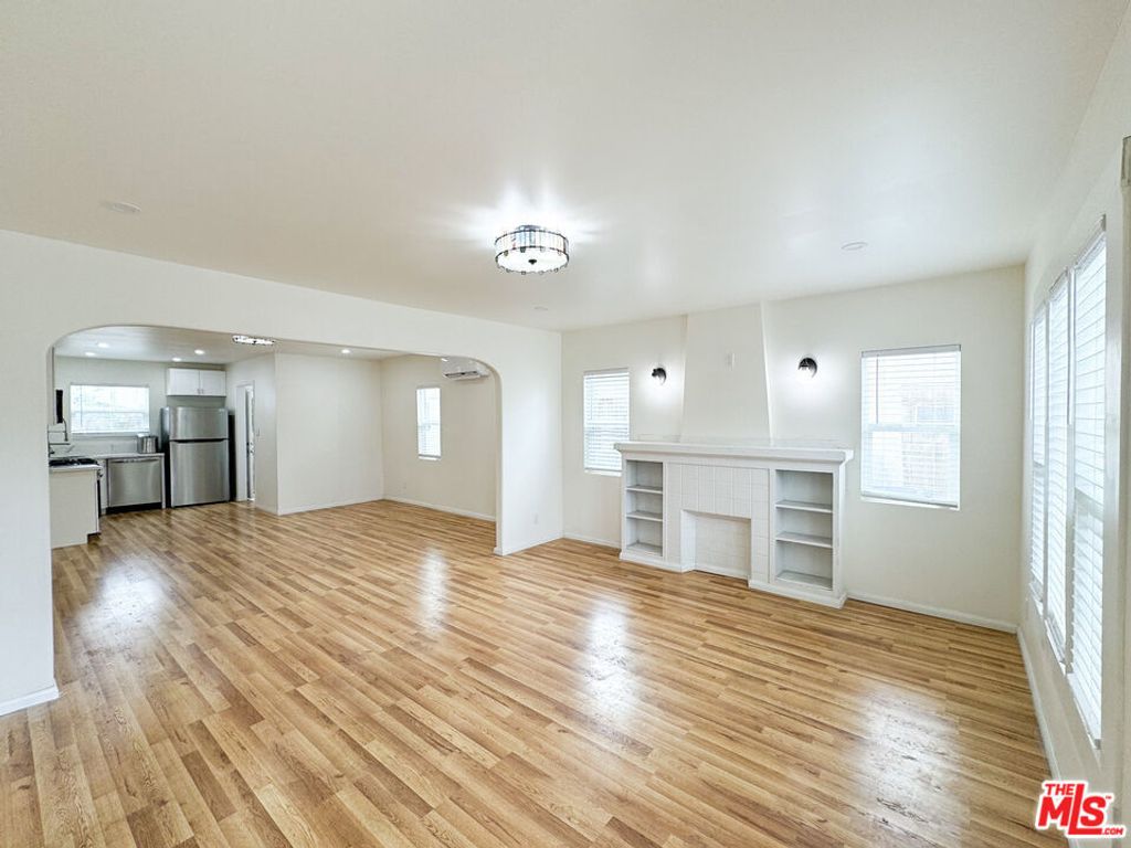 2516 Lucerne Avenue, Los Angeles