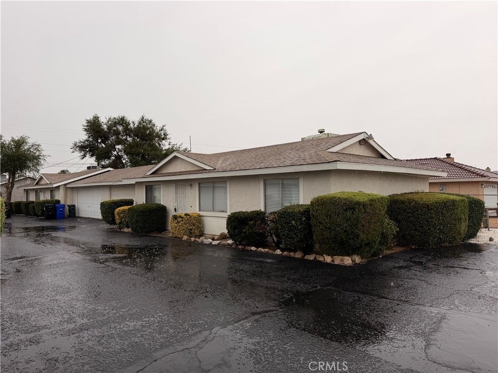 21560 Laguna, Apple Valley