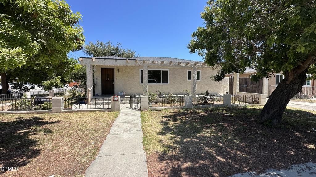11390 Violeta Street, Ventura