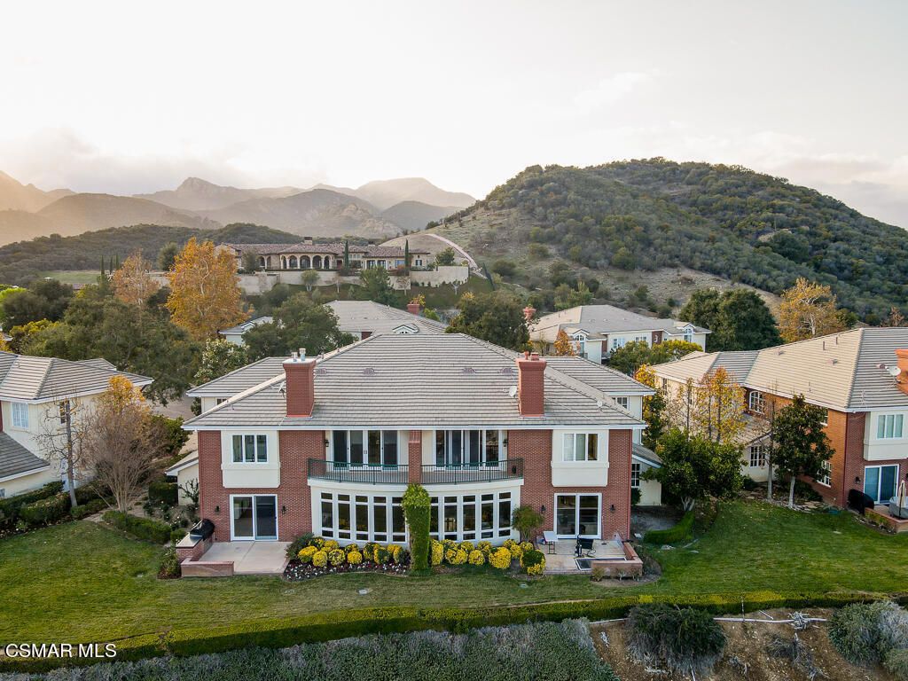 2390 Crombie Court, Thousand Oaks