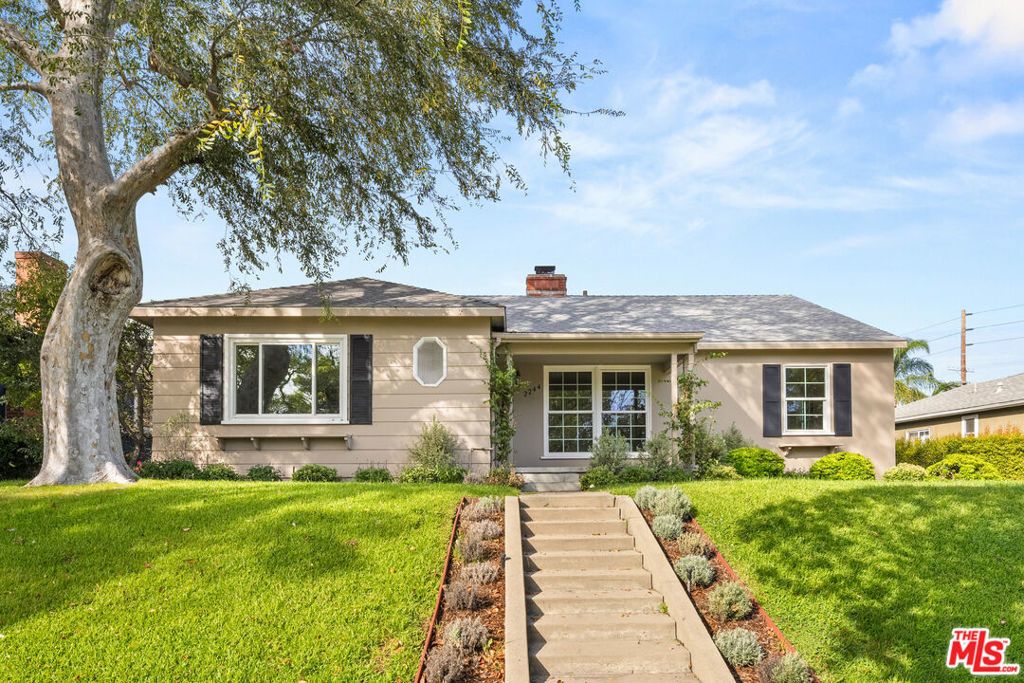 2244 Hillsboro Avenue, Los Angeles