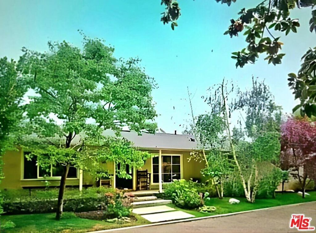 13324 W Sunset, Los Angeles