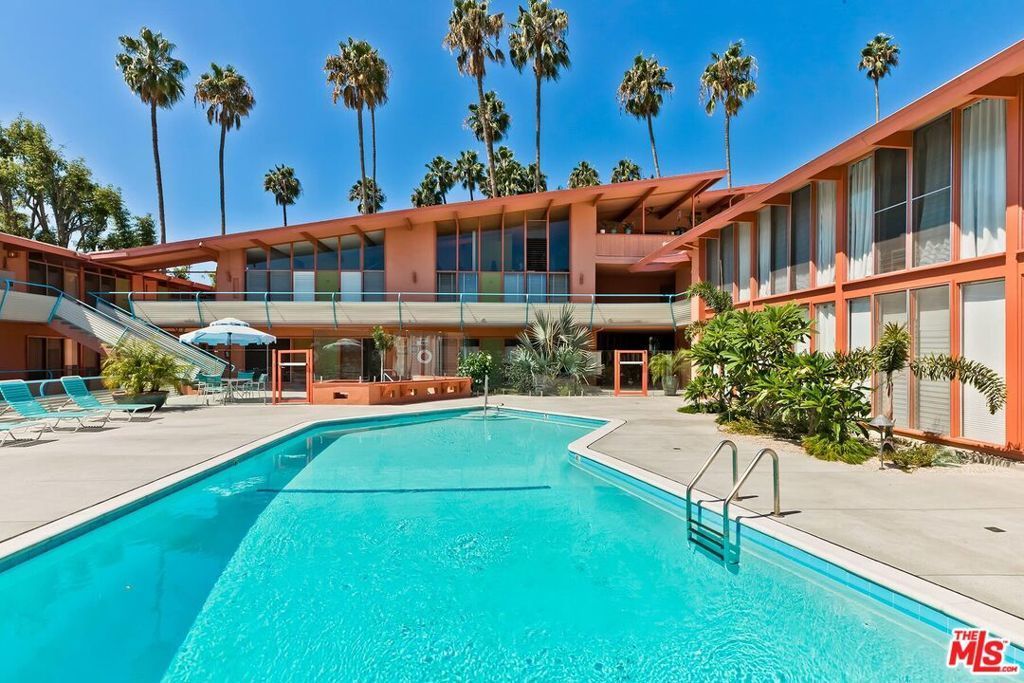 1400 N Hayworth Avenue # 11, West Hollywood