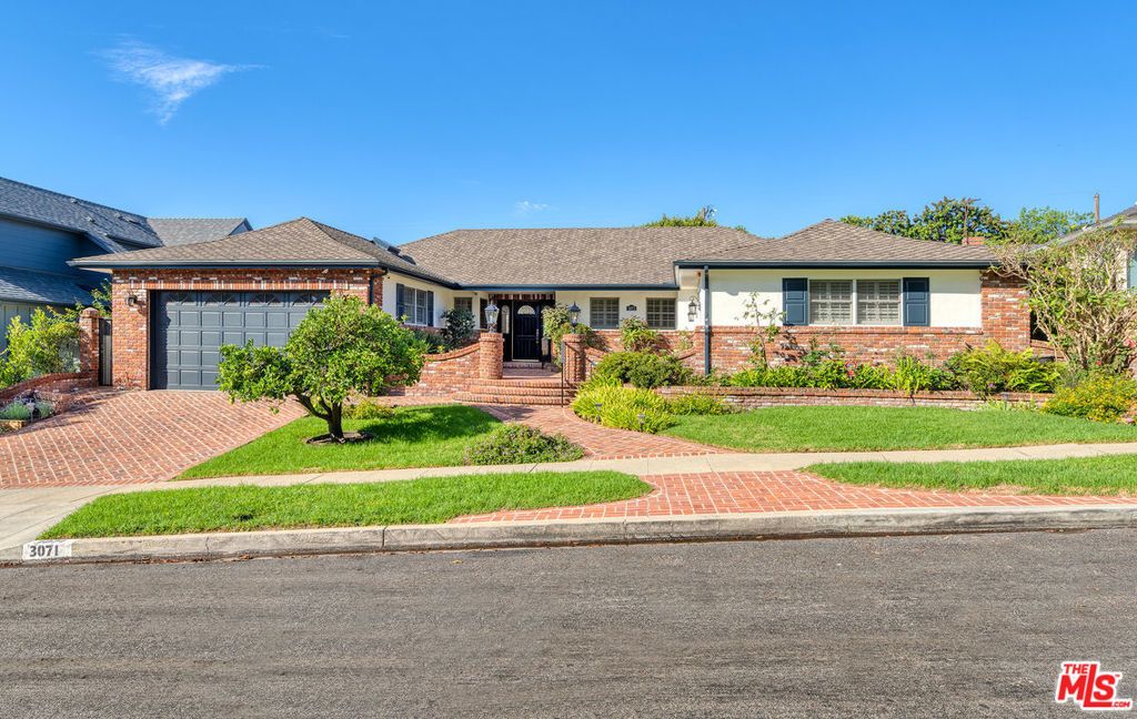 3071 Mcconnell Drive, Los Angeles