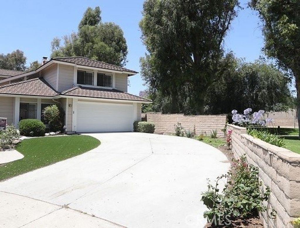 27 Prosa, Irvine
