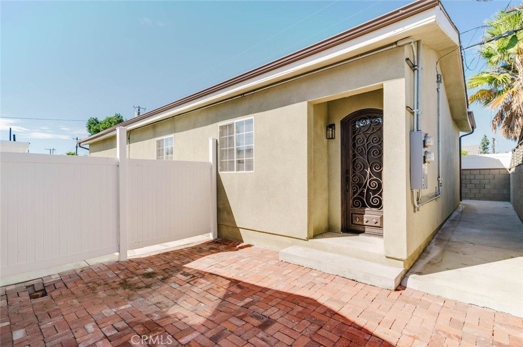 7947 Woodman Avenue, Panorama City