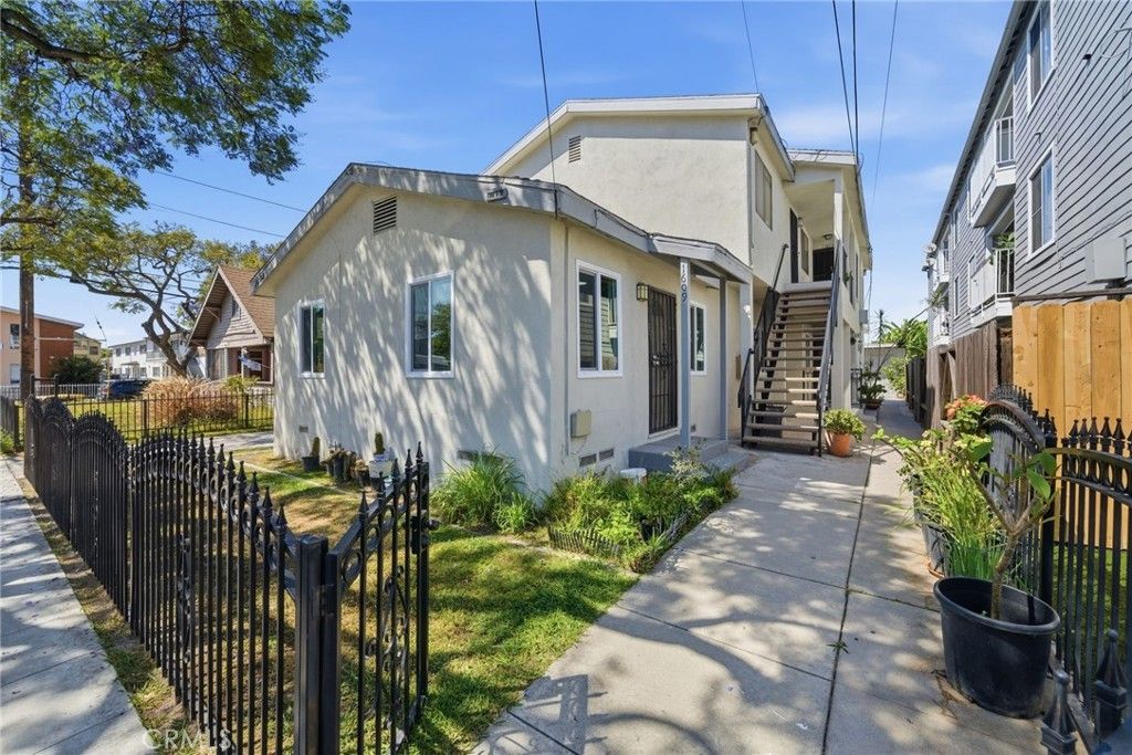 1613 E 6th # A, Long Beach
