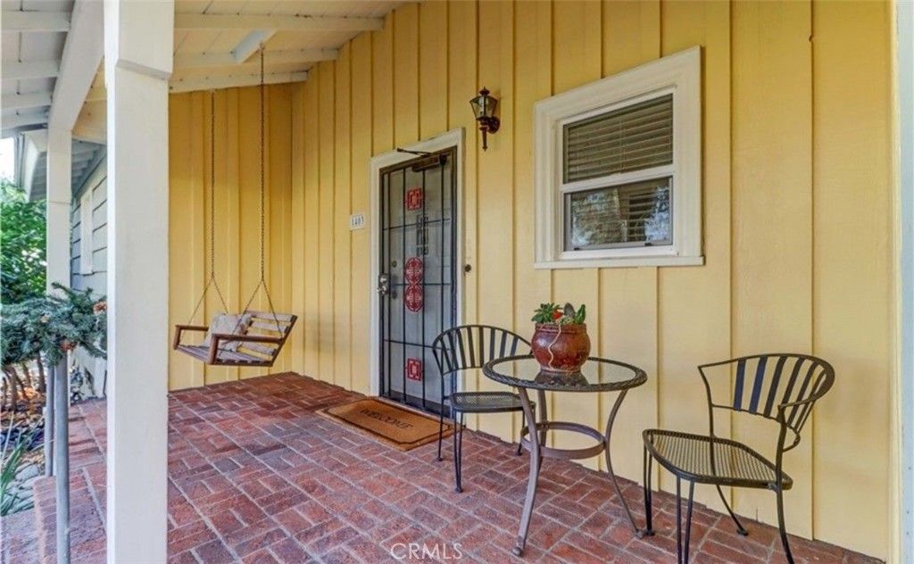 1403 Cuernavaca, Claremont