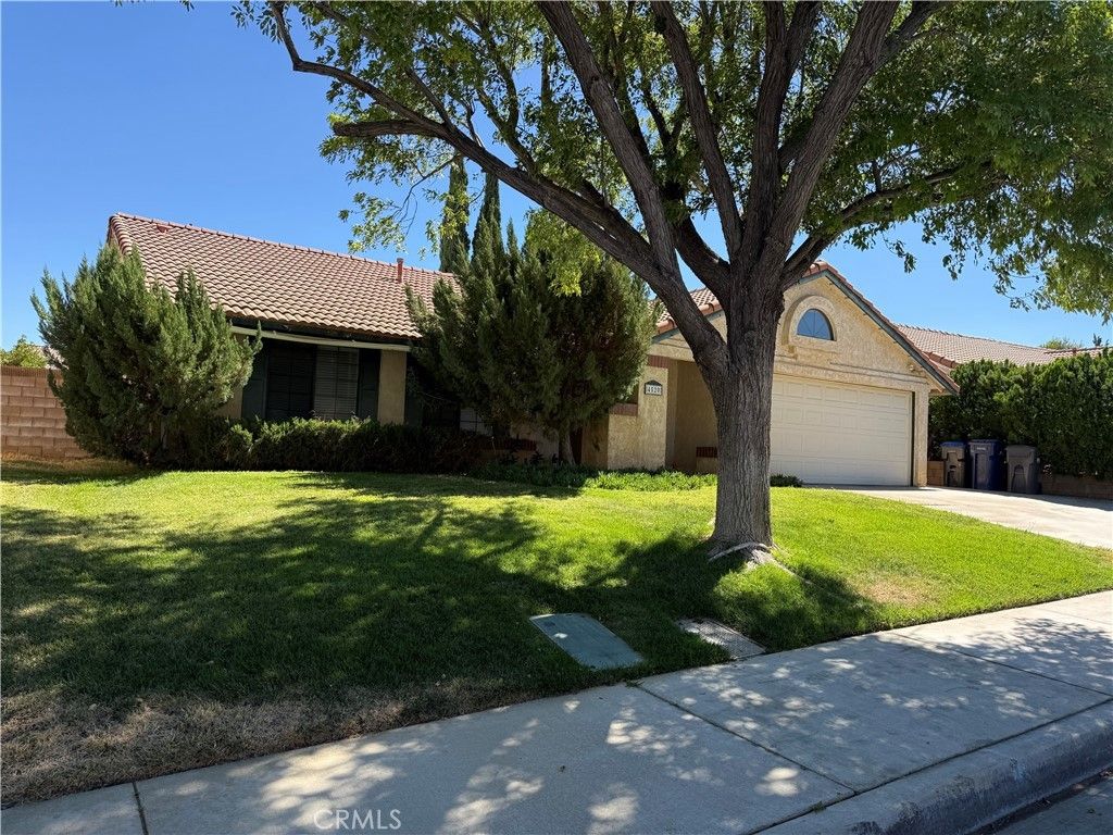 4520 Paseo Hermoso, Palmdale