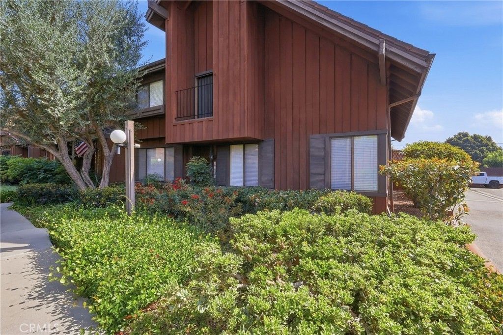2074 Mount Shasta, San Pedro