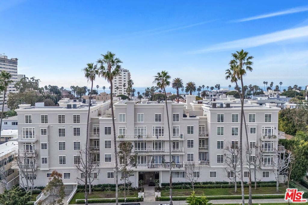 1040 4th Street # 204, Santa Monica