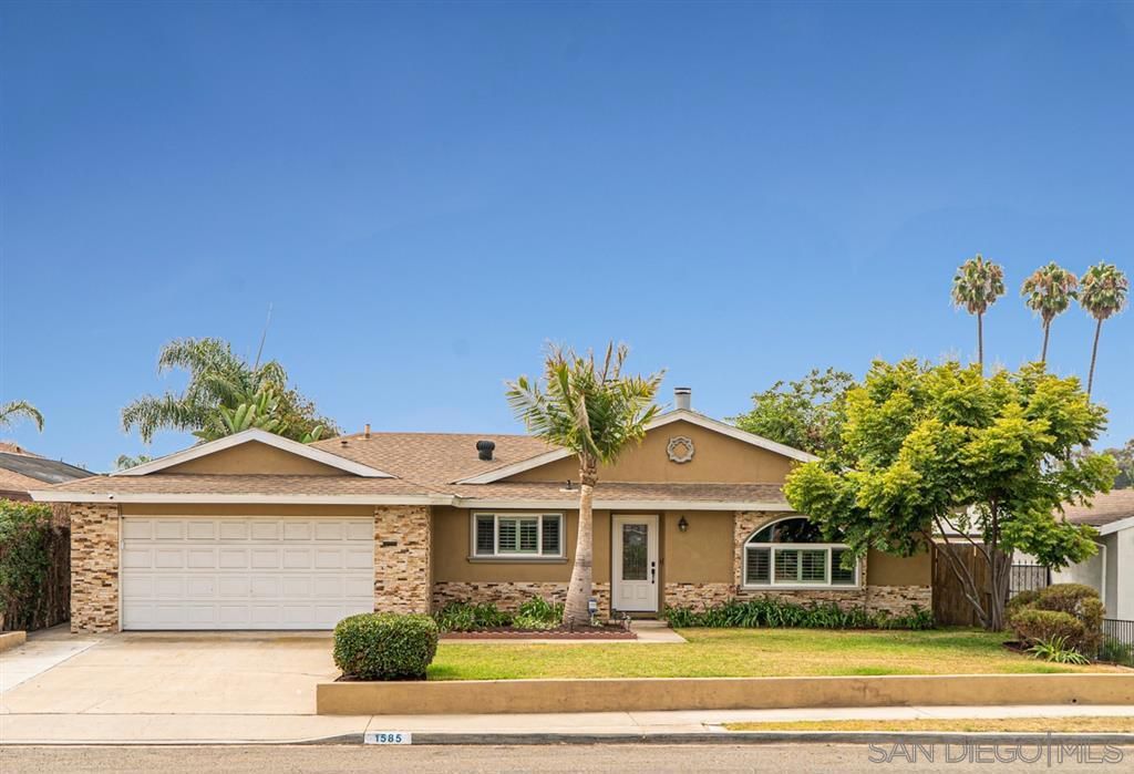 1585 Ionian St, San Diego