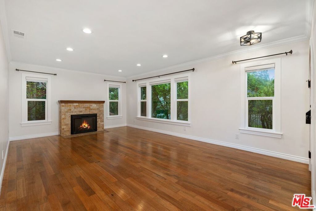 828 N Crescent Heights Boulevard, Los Angeles