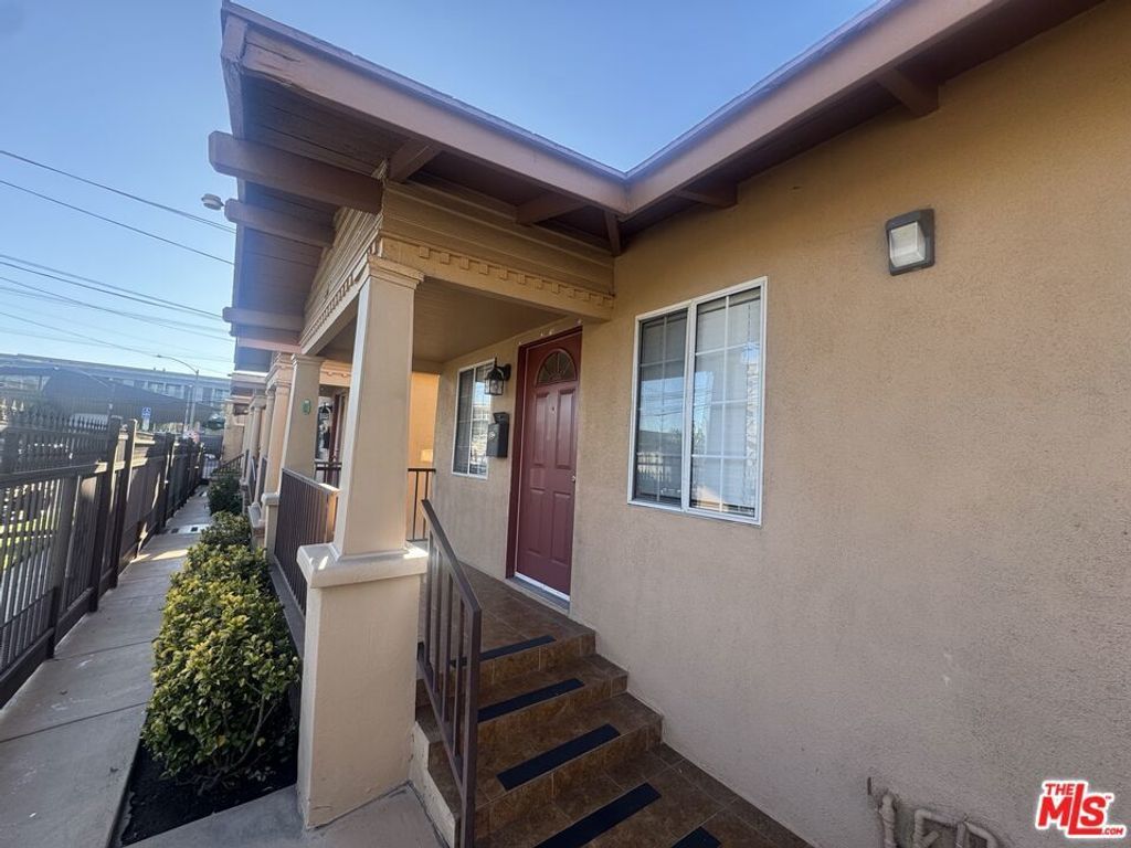317 N Coronado Street, Los Angeles