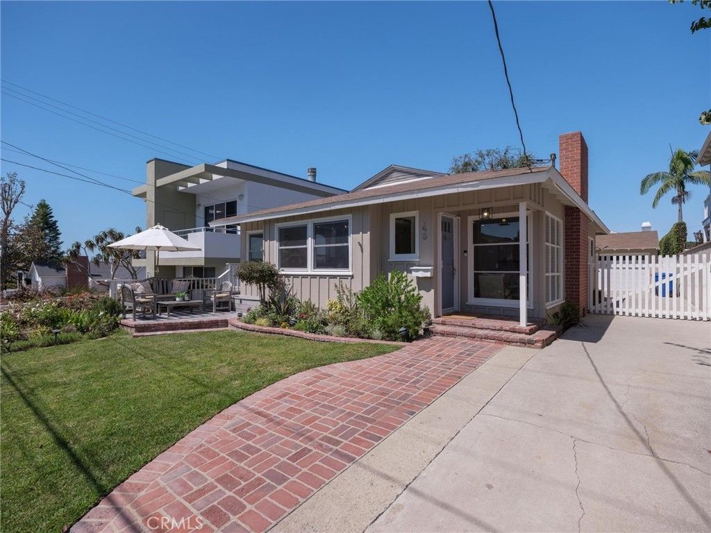 743 26th, Manhattan Beach