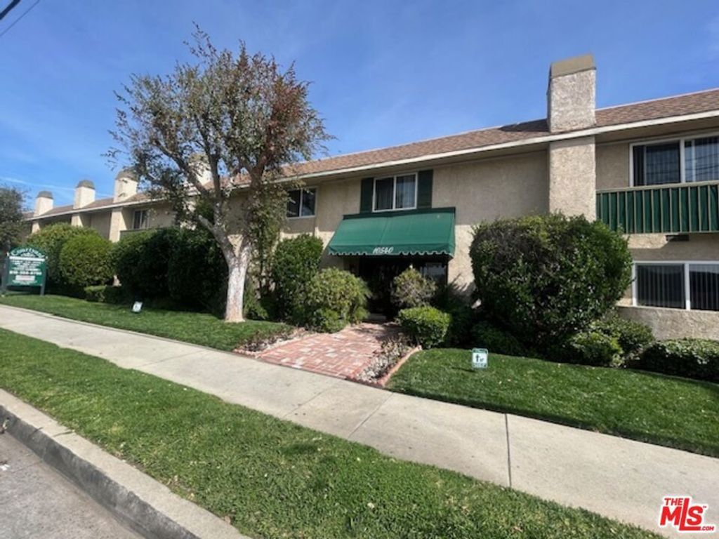10540 Balboa Boulevard # 117, Granada Hills