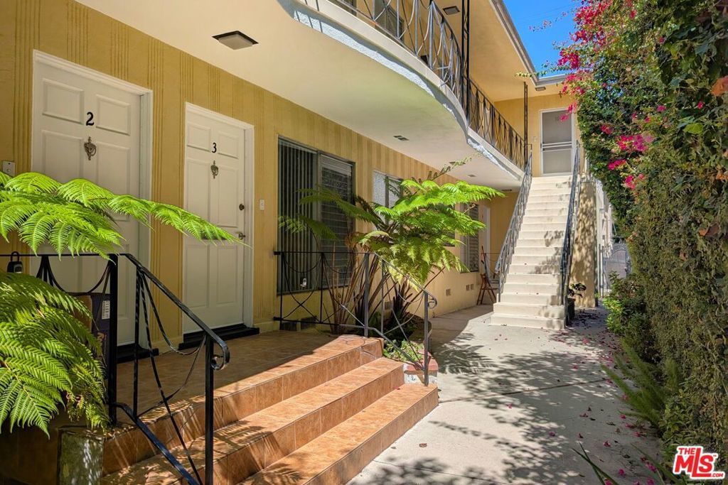 1037 11th Street # 3, Santa Monica