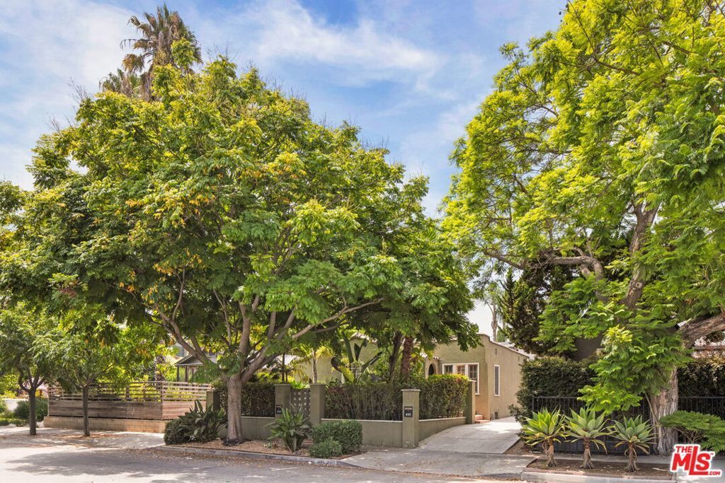433 Norwich Drive, West Hollywood
