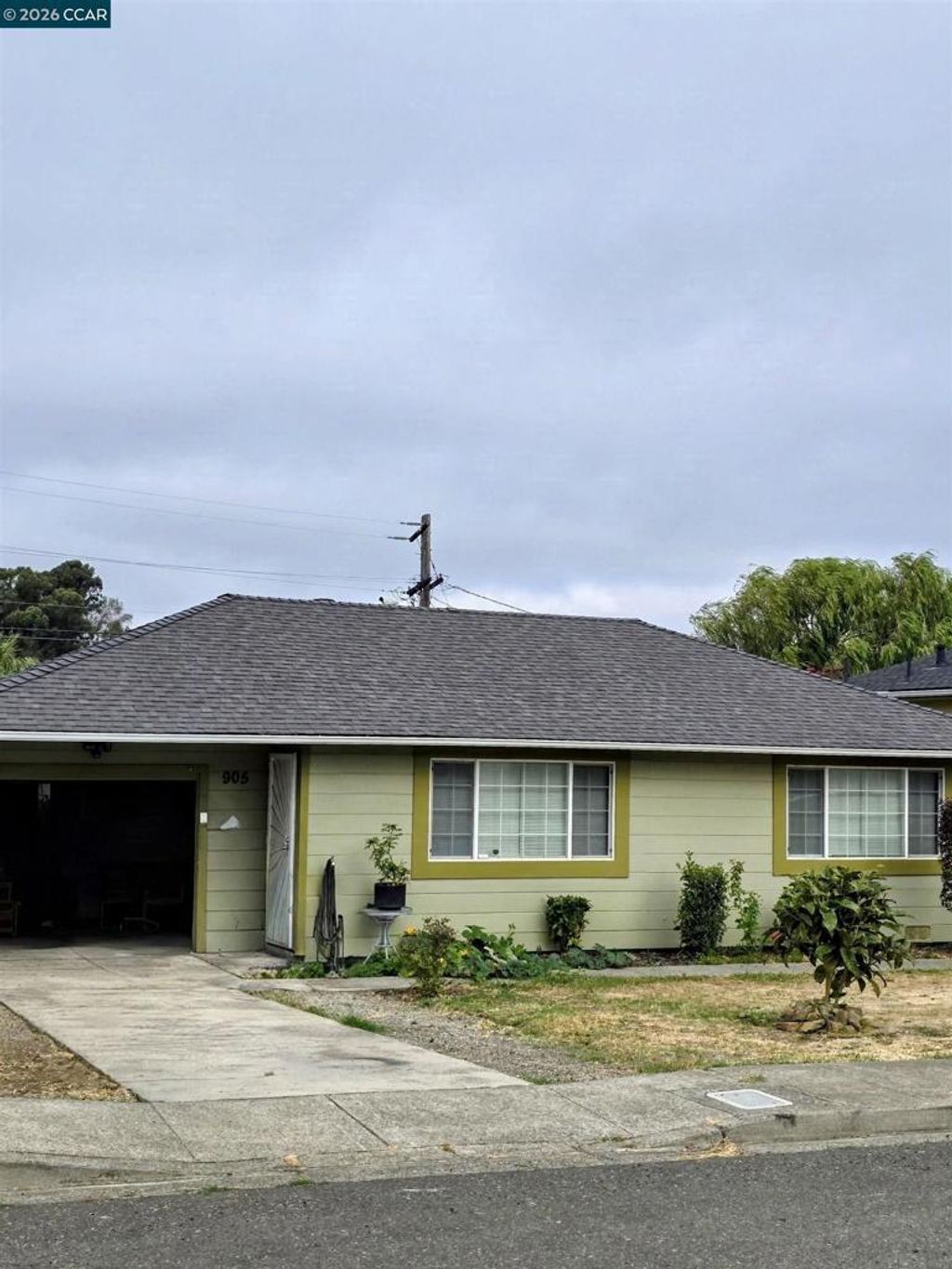 905 Pine St, Vallejo